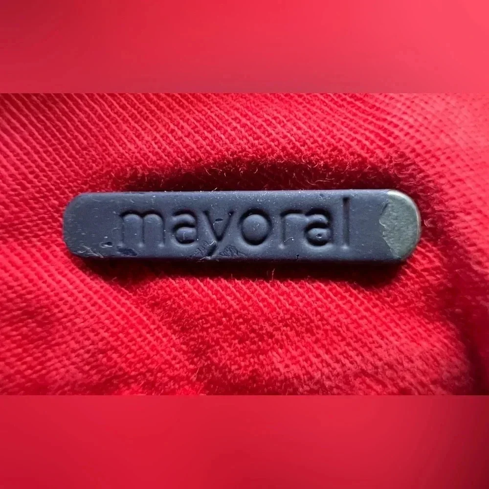 Mayoral | little boys Bermuda style chino short. Size: 5